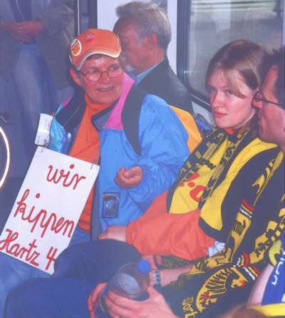 Ursula Gatzke am 14. 5. 2005 (FC Schalke 04 - Borussia Dortmund 1:2)